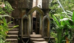 باغ سورئالیست ادوارد جیمز در جنگل مکزیک باغ سورئالیست ادوارد جیمز در جنگل مکزیک