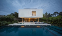 کاخ سفید-مارسیو کوگان(پروژه4)