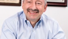 دکتر فرزاد نعیم برنده مدال بروس بولت در سال 2017 دکتر فرزاد نعیم برنده مدال بروس بولت در سال 2017