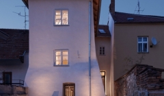 تبدیل یک ساختمان قرن شانزدهمی به خانه مهمان تبدیل یک ساختمان قرن شانزدهمی به خانه مهمان