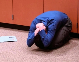 اقدامات لازم حین وقوع زلزله -پارت 2: اگر هیچ میزی در نزدیکی شما وجود ندارد (ترجمه و دوبله اختصاصی موسسه 808) اقدامات لازم حین وقوع زلزله -پارت 2: اگر هیچ میزی در نزدیکی شما وجود ندارد (ترجمه و دوبله اختصاصی موسسه 808)