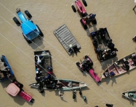 گفت و گوی کاوه مدنی با شبکه CBC کانادا درباره سیل های اخیر ایران گفت و گوی کاوه مدنی با شبکه CBC کانادا درباره سیل های اخیر ایران