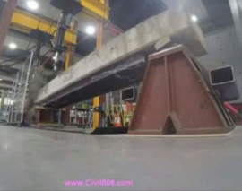 فیلم صحنه آهسته شکسته شدن تیر بتنی تحت آزمایش با مقیاس حقیقی 3 نقطه ای در آزمایشگاه مقاوم سازی شده با نوار CFRP از زیر تیر فیلم صحنه آهسته شکسته شدن تیر بتنی تحت آزمایش با مقیاس حقیقی 3 نقطه ای در آزمایشگاه مقاوم سازی شده با نوار CFRP از زیر تیر