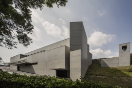 موزه کامارگو-آلوارو سیزا(پروژه1)