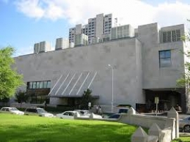 ساختمان آدری جونز بک-رافائل مونئو(پروژه8)