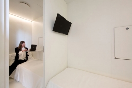 نگاهی به طراحی هتل ایتالیایی با اتاق های کپسولی