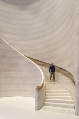 Apple Opens its First Flagship Store in Singapore